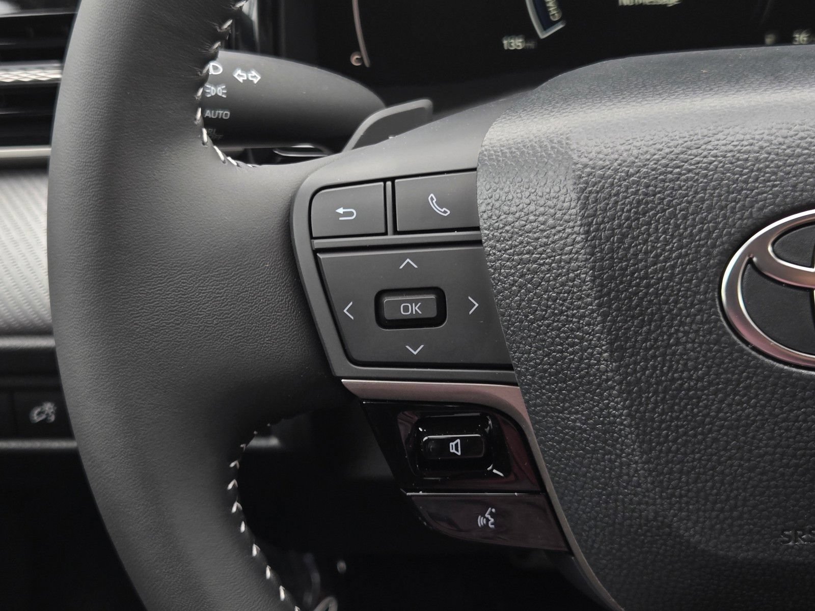 Certified 2026 Toyota Camry SE FWD image 20