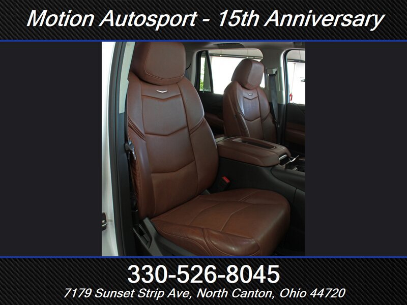 Used 2017 Cadillac Escalade Premium Luxury AWD/4WD image 32