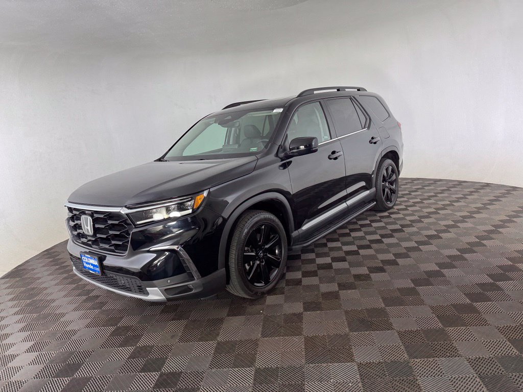 Certified 2024 Honda Pilot Touring image 9