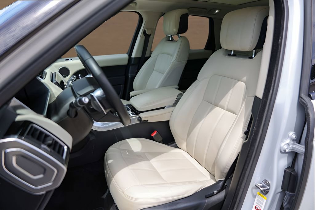 Used 2018 Land Rover Range Rover Sport Supercharged AWD/4WD image 7