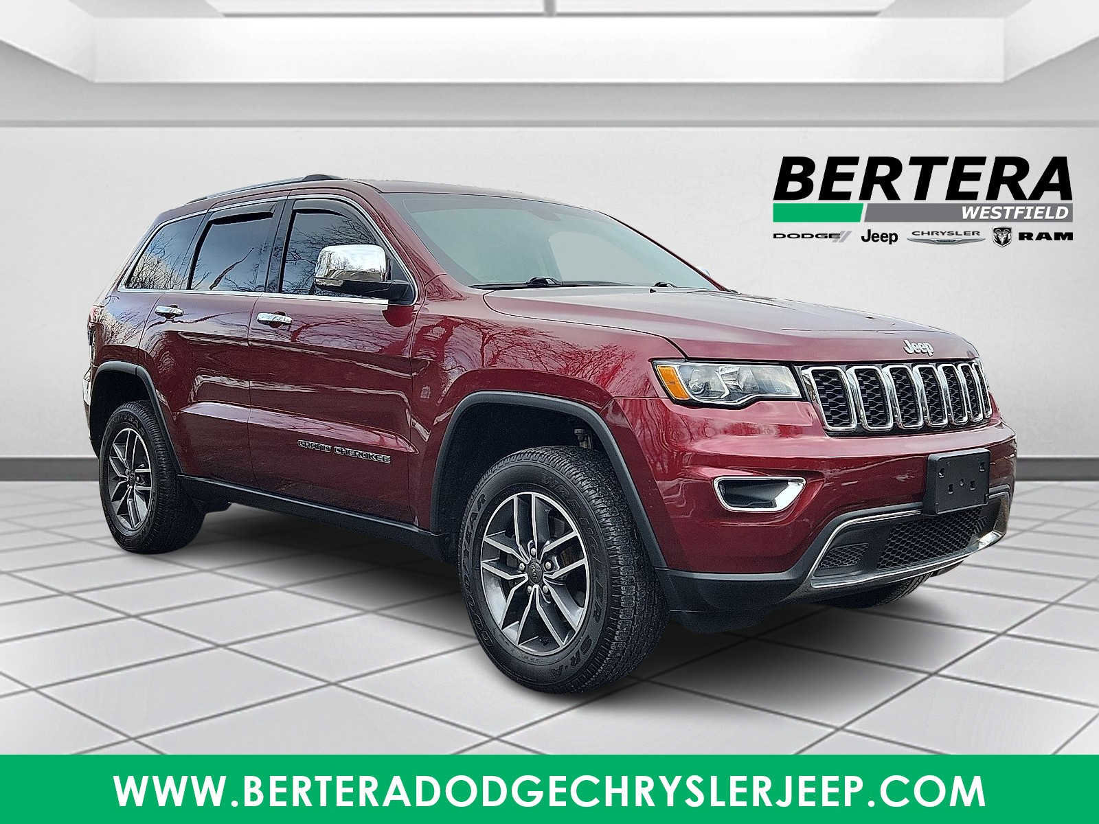 Used 2019 Jeep Grand Cherokee Limited image 1