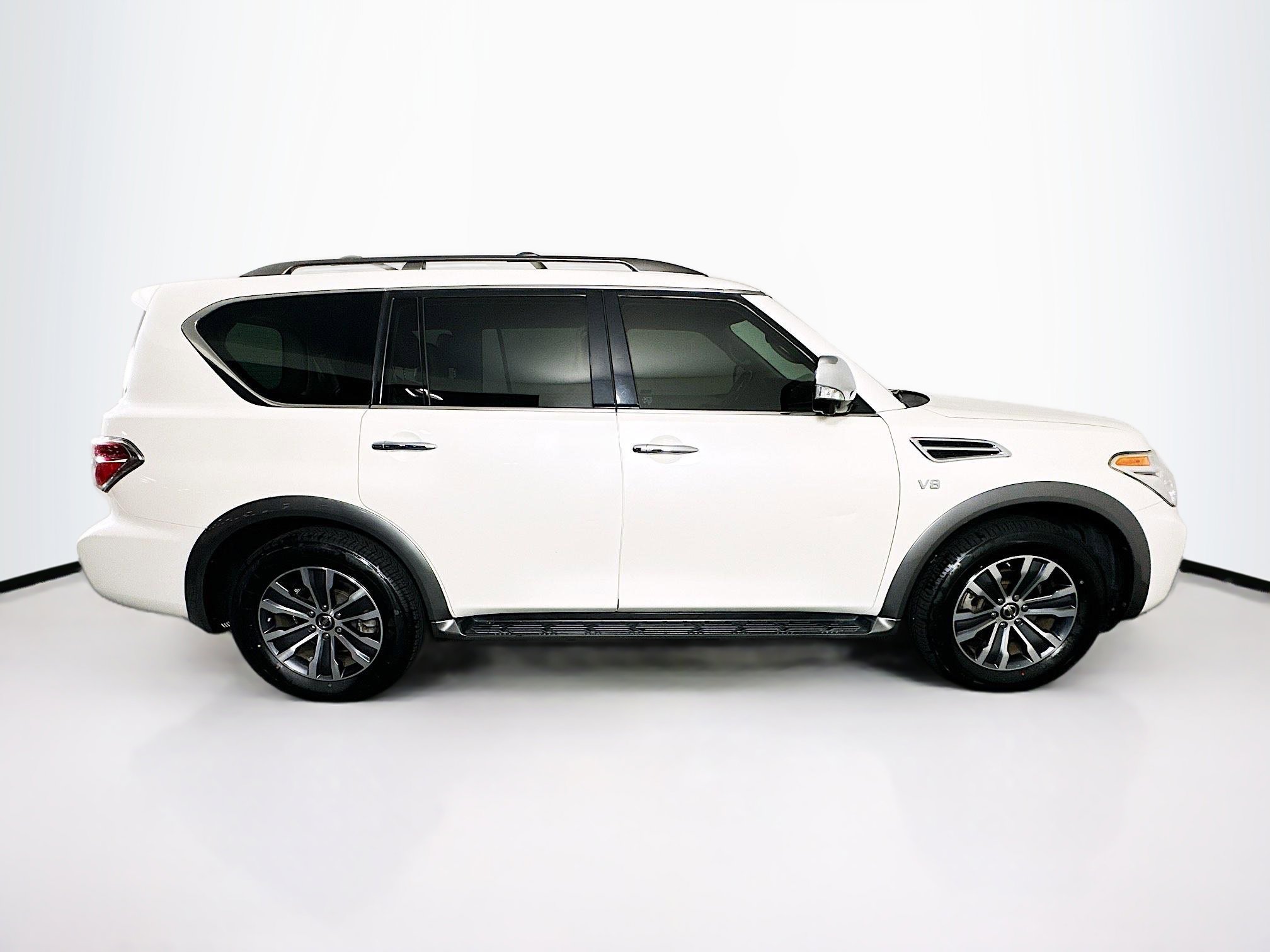 Used 2018 Nissan Armada SL w/ Premium Package image 10