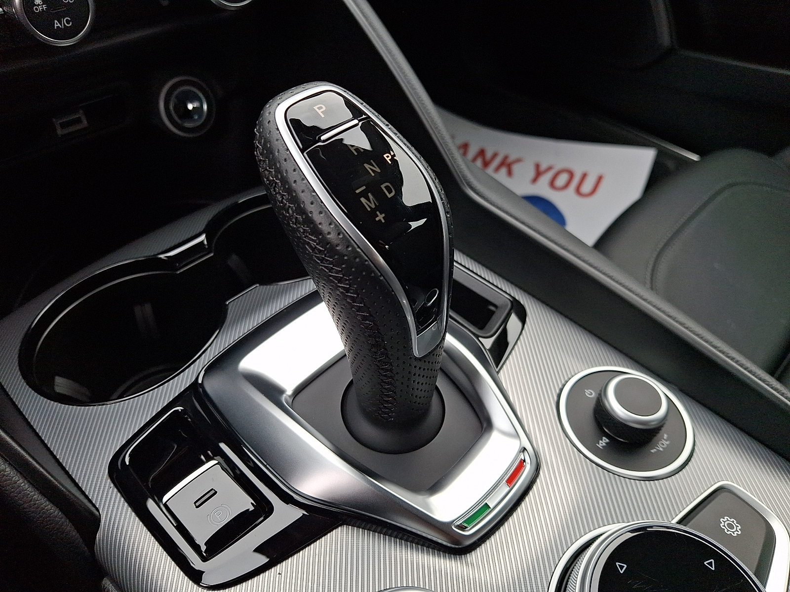 New 2025 Alfa Romeo Giulia AWD image 9