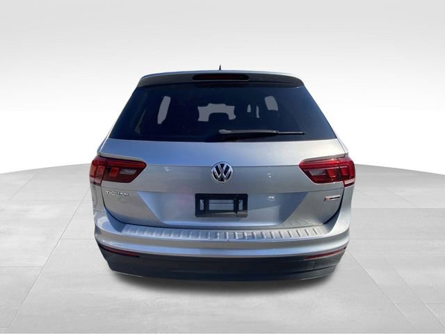 Used 2020 Volkswagen Tiguan S w/ 3rd Row Seat Package AWD/4WD image 10
