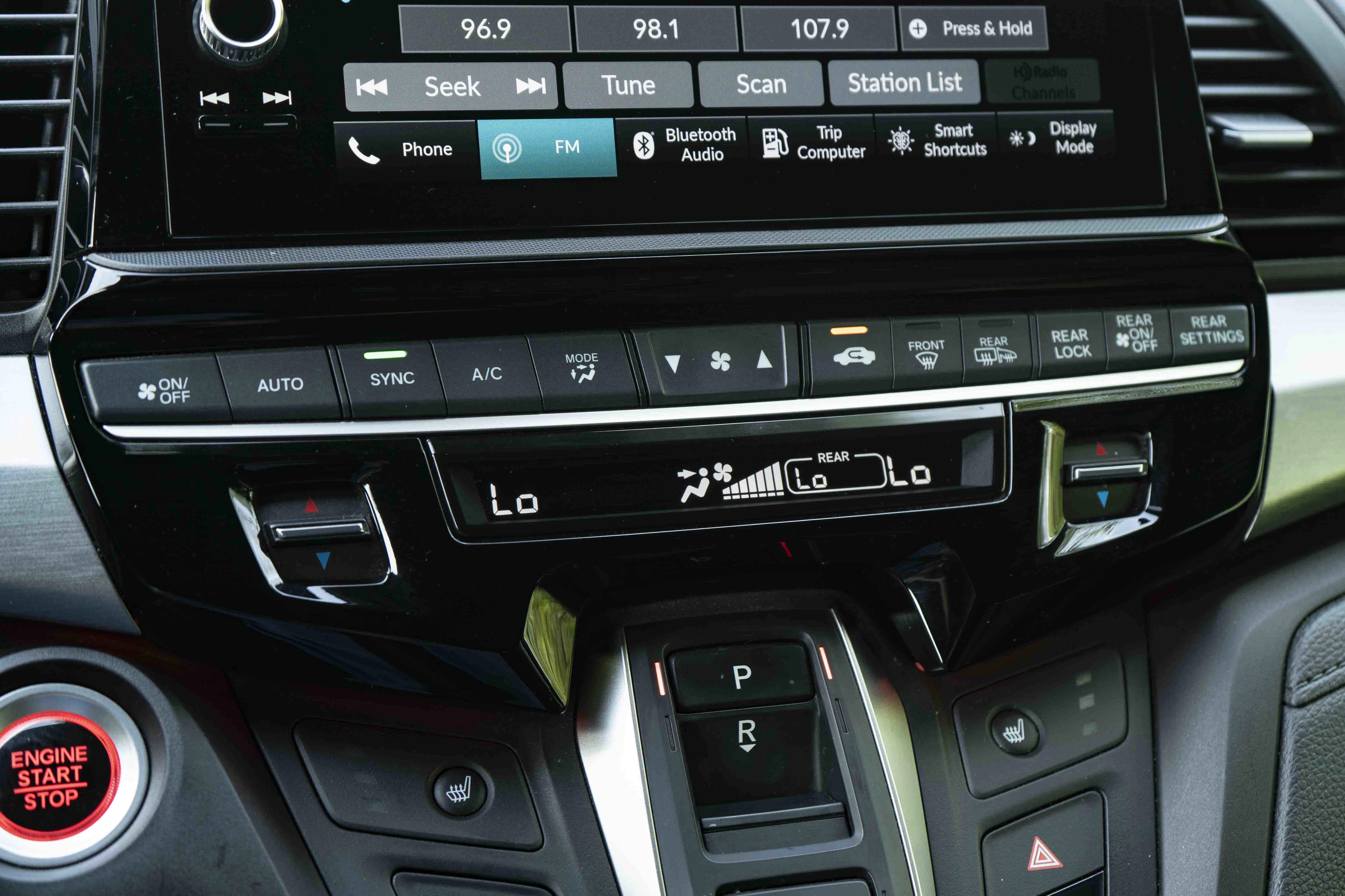 Used 2025 Honda Odyssey Sport-L image 32