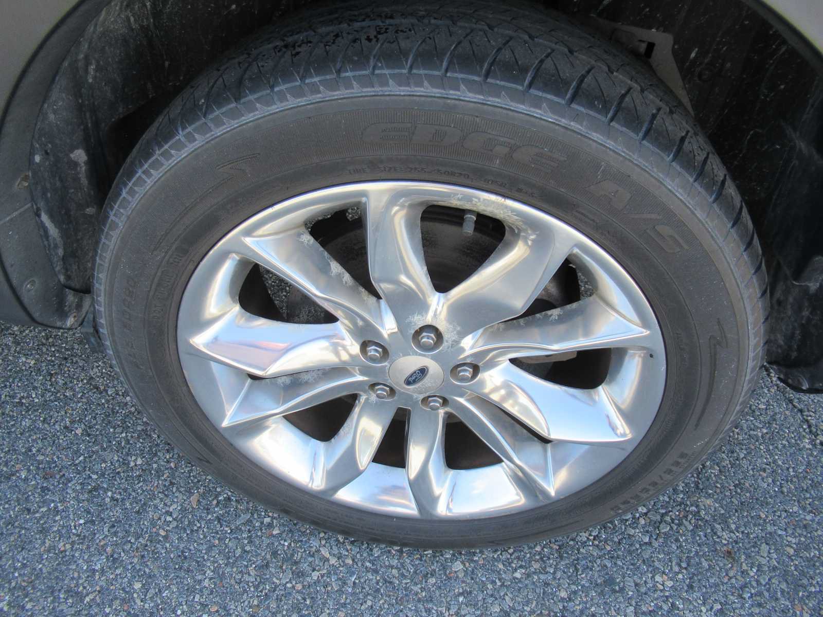 Used 2014 Ford Explorer XLT w/ Equipment Group 202A FWD image 9