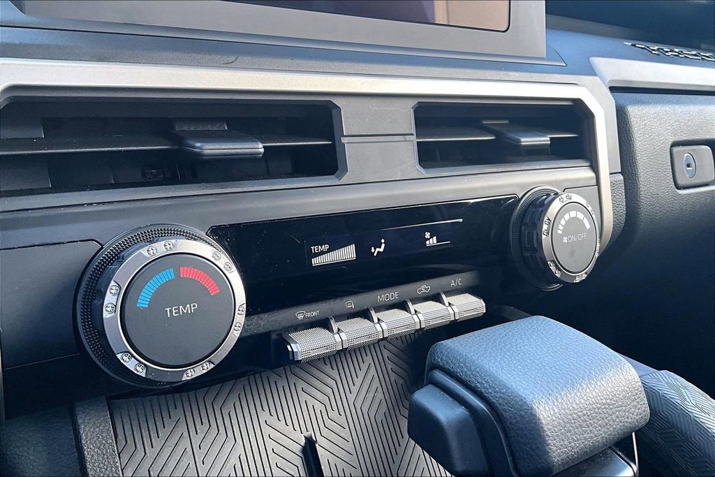 Used 2025 Toyota Tacoma SR image 11