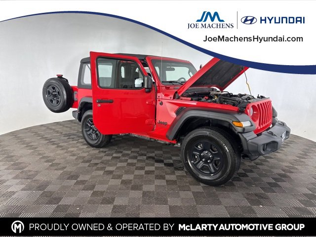 Used 2022 Jeep Wrangler Sport image 14