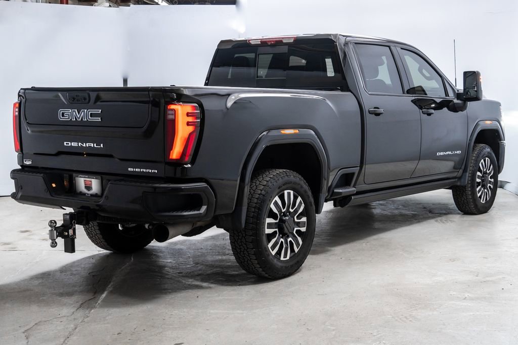 Used 2024 GMC Sierra 2500 Denali Ultimate w/ Max Trailering Package image 6