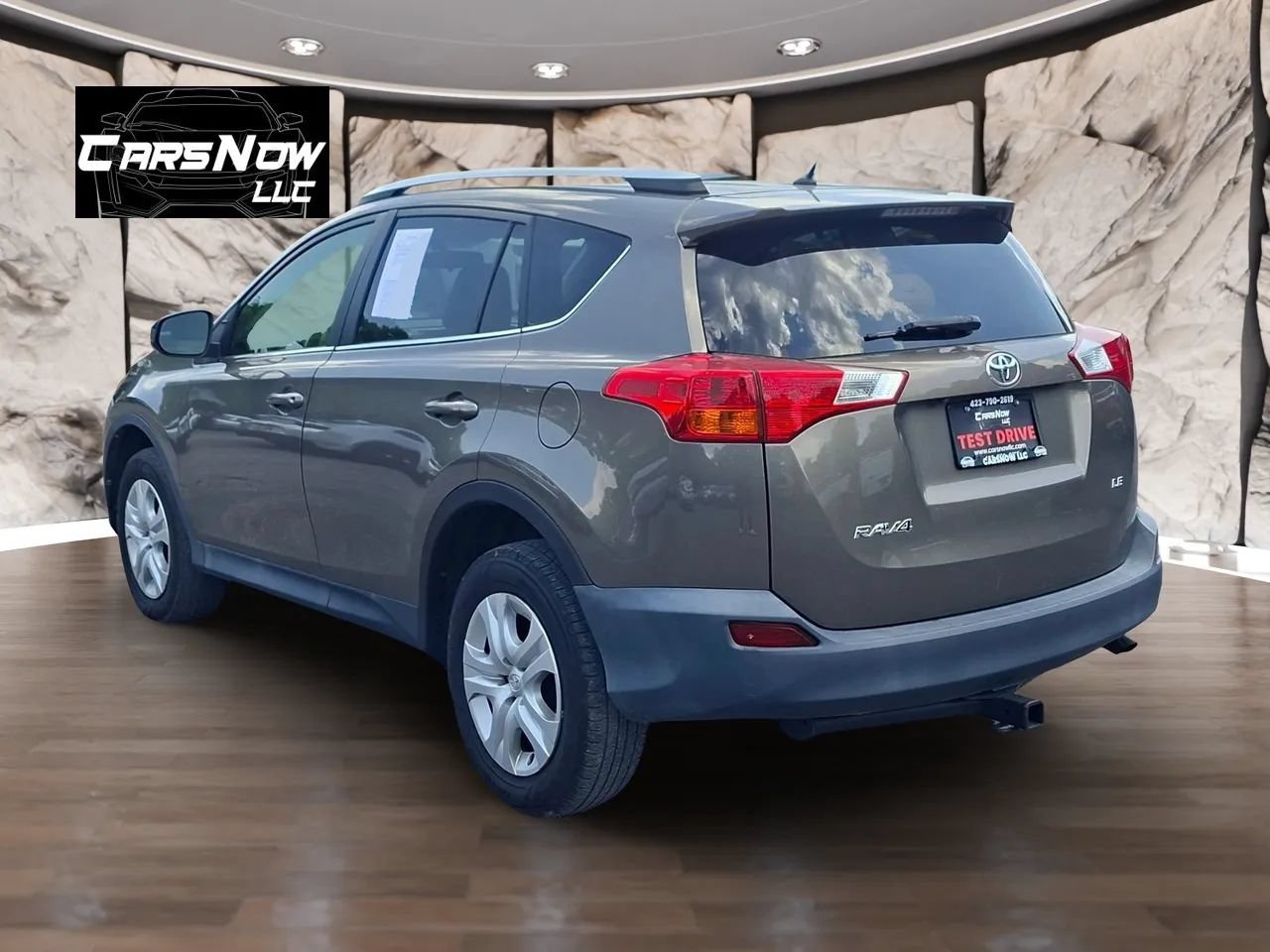 Used 2013 Toyota RAV4 LE FWD image 4
