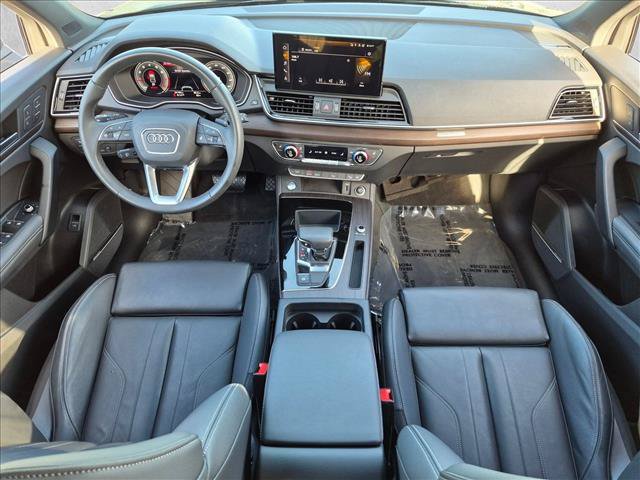 Certified 2023 Audi Q5 2.0T Premium Plus w/ Premium Plus Package AWD/4WD image 15