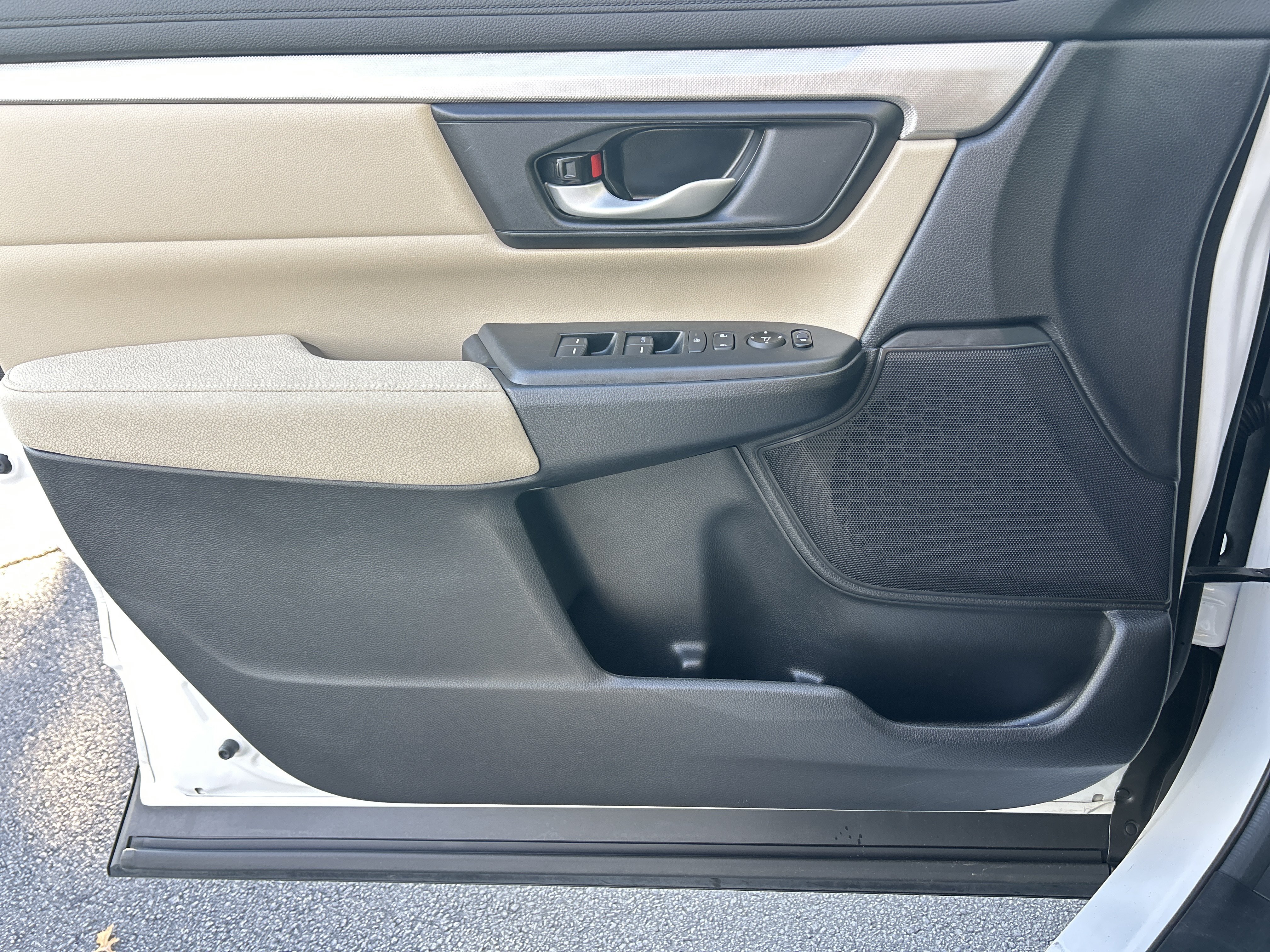 Certified 2019 Honda CR-V LX image 22