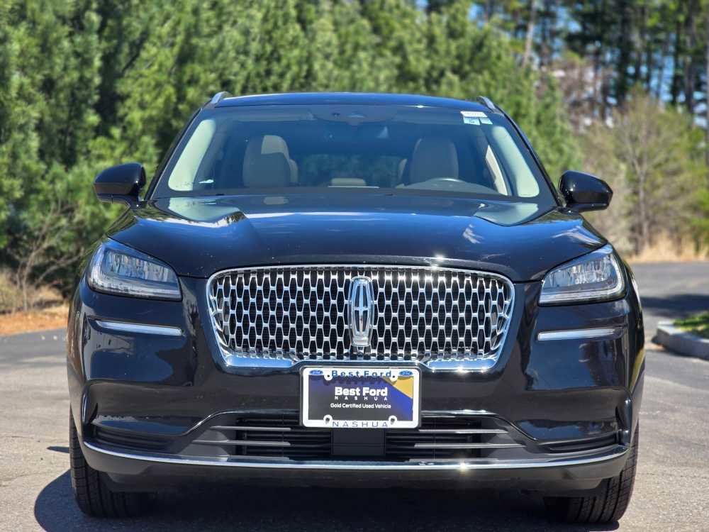 Used 2022 Lincoln Corsair AWD w/ Premium Package image 2