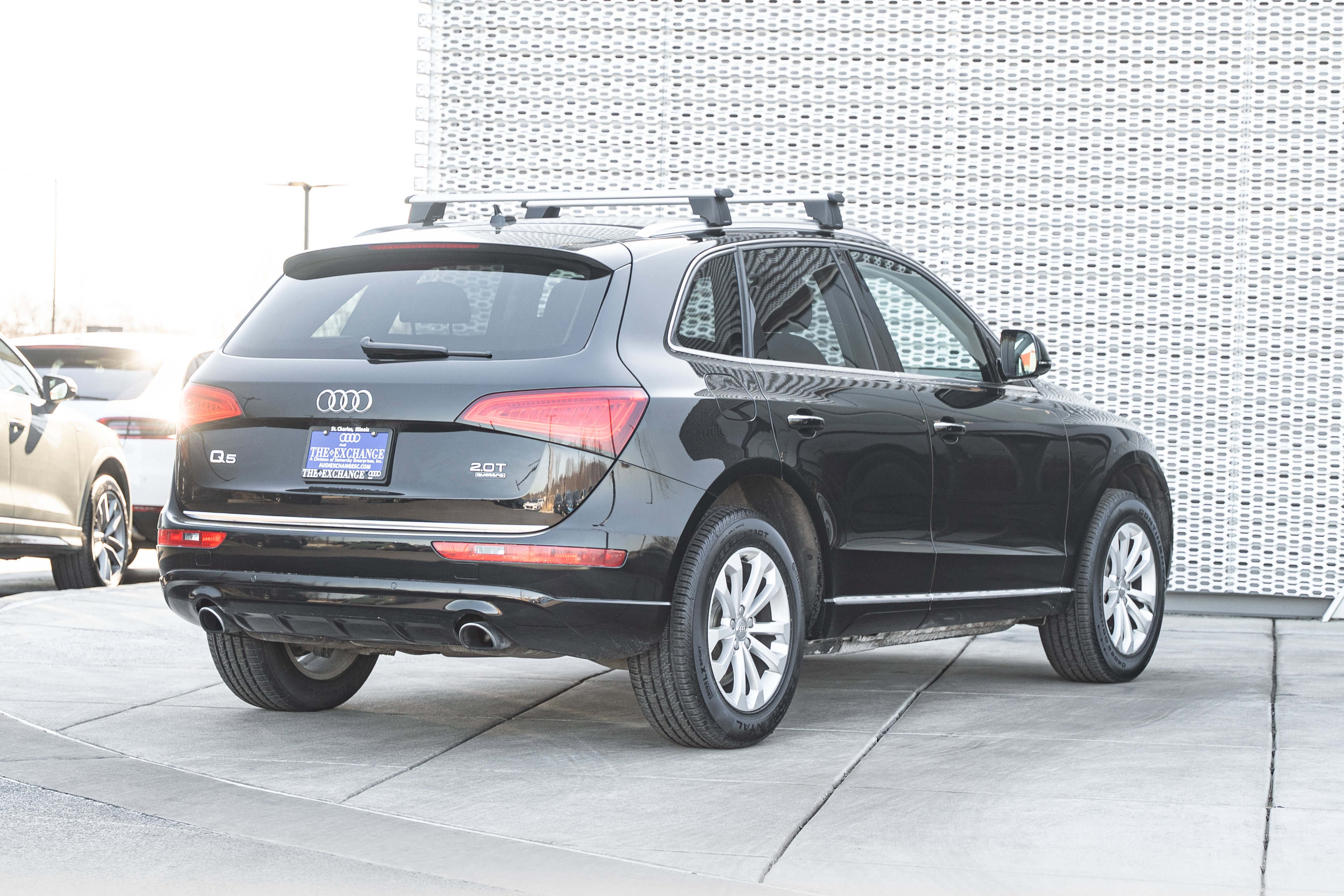 Used 2016 Audi Q5 2.0T Premium Plus w/ Technology Package image 4