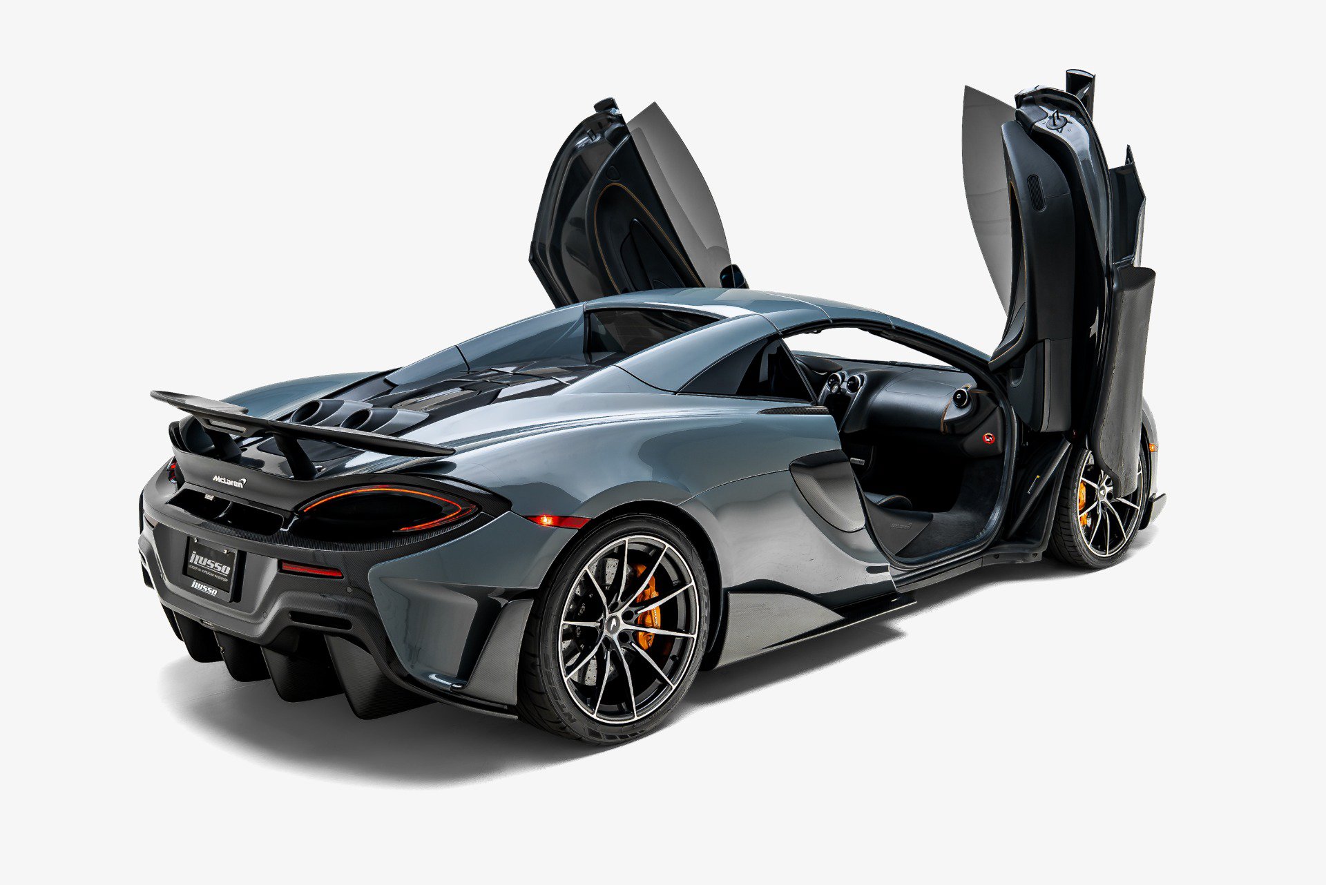 Used 2020 McLaren 600LT Spider RWD image 16