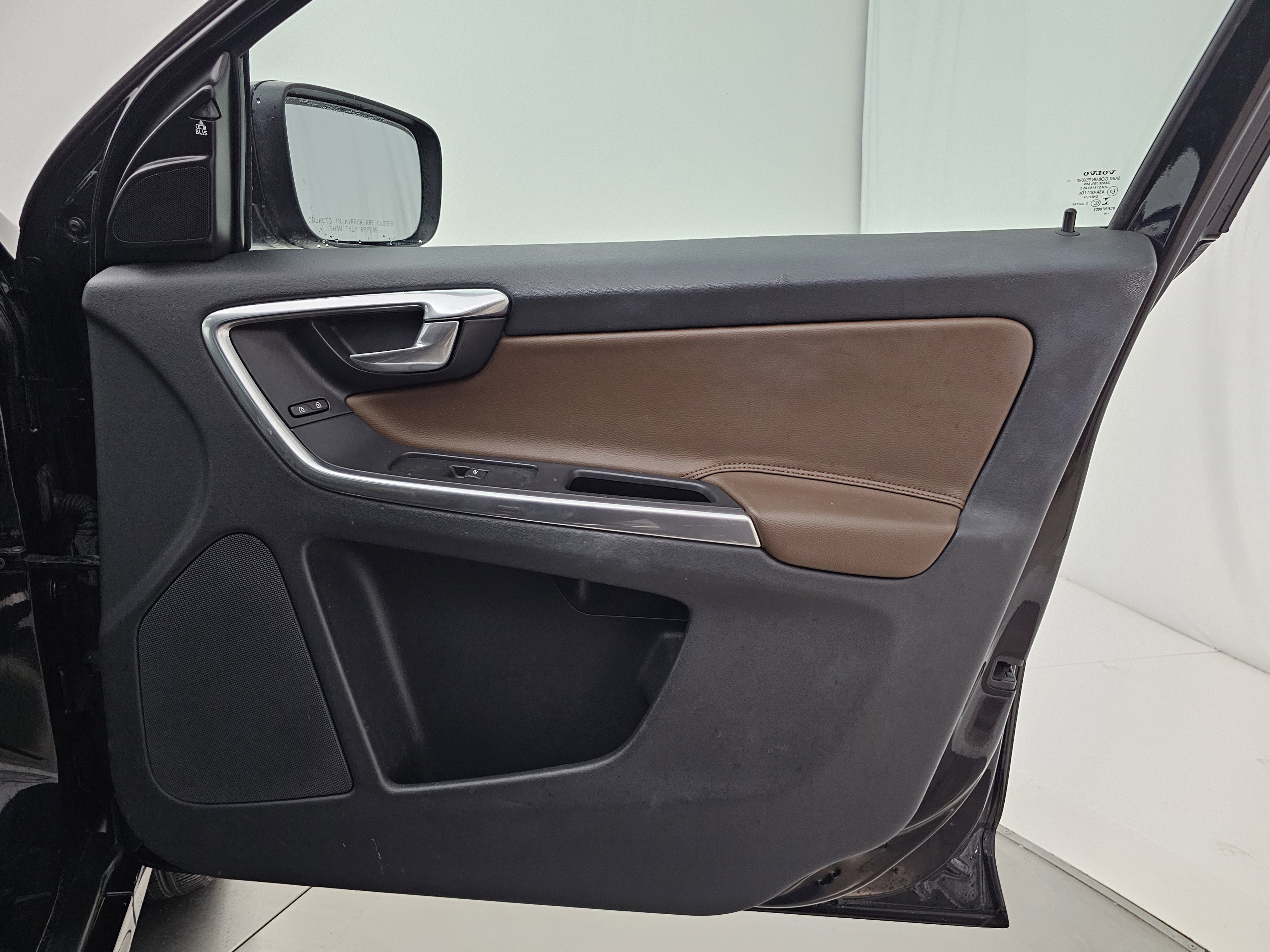 Used 2015 Volvo XC60 T5 image 16