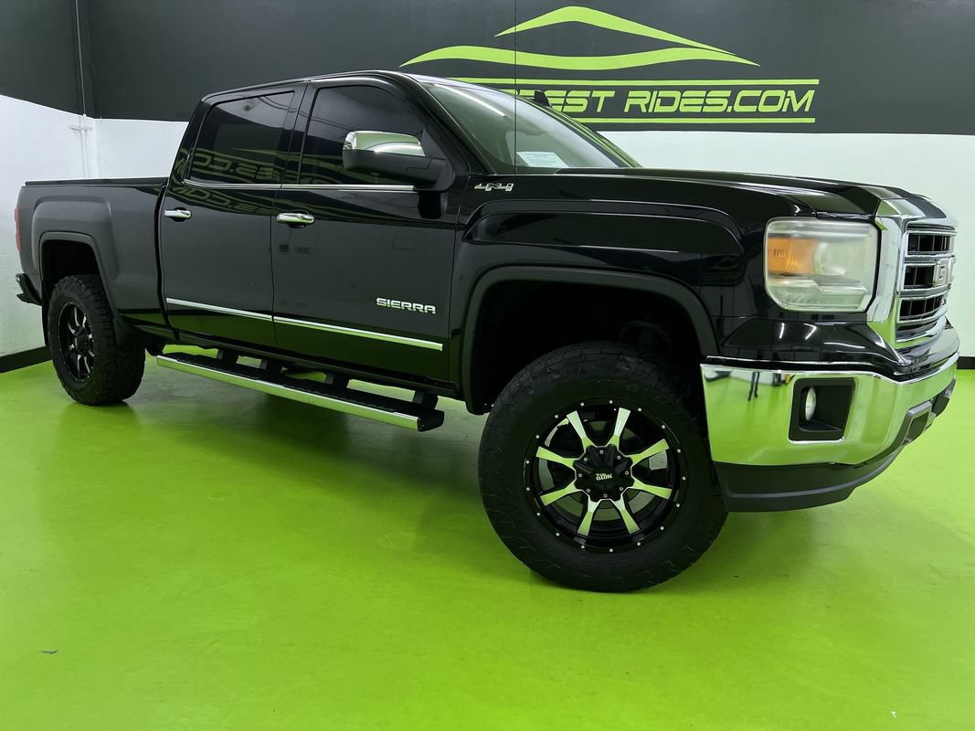 Used 2015 GMC Sierra 1500 SLT w/ SLT Crew Cab Value Package AWD/4WD image 1