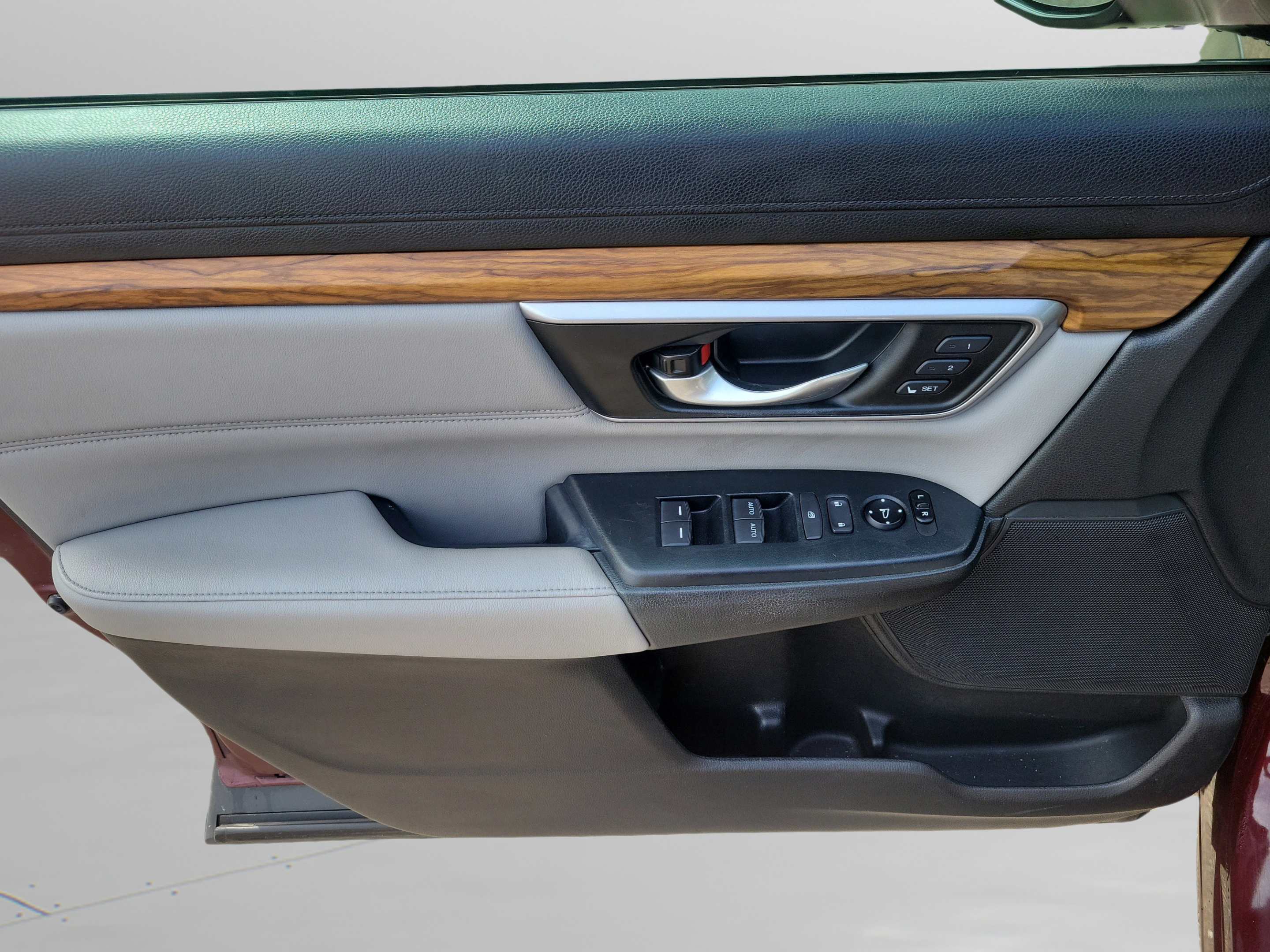 Used 2017 Honda CR-V EX-L image 23