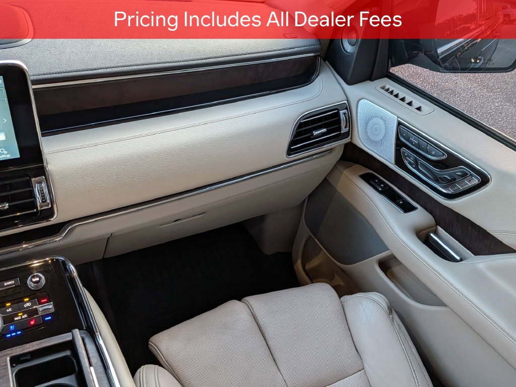 Used 2021 Lincoln Navigator L Reserve w/ Luxury Package AWD/4WD image 18