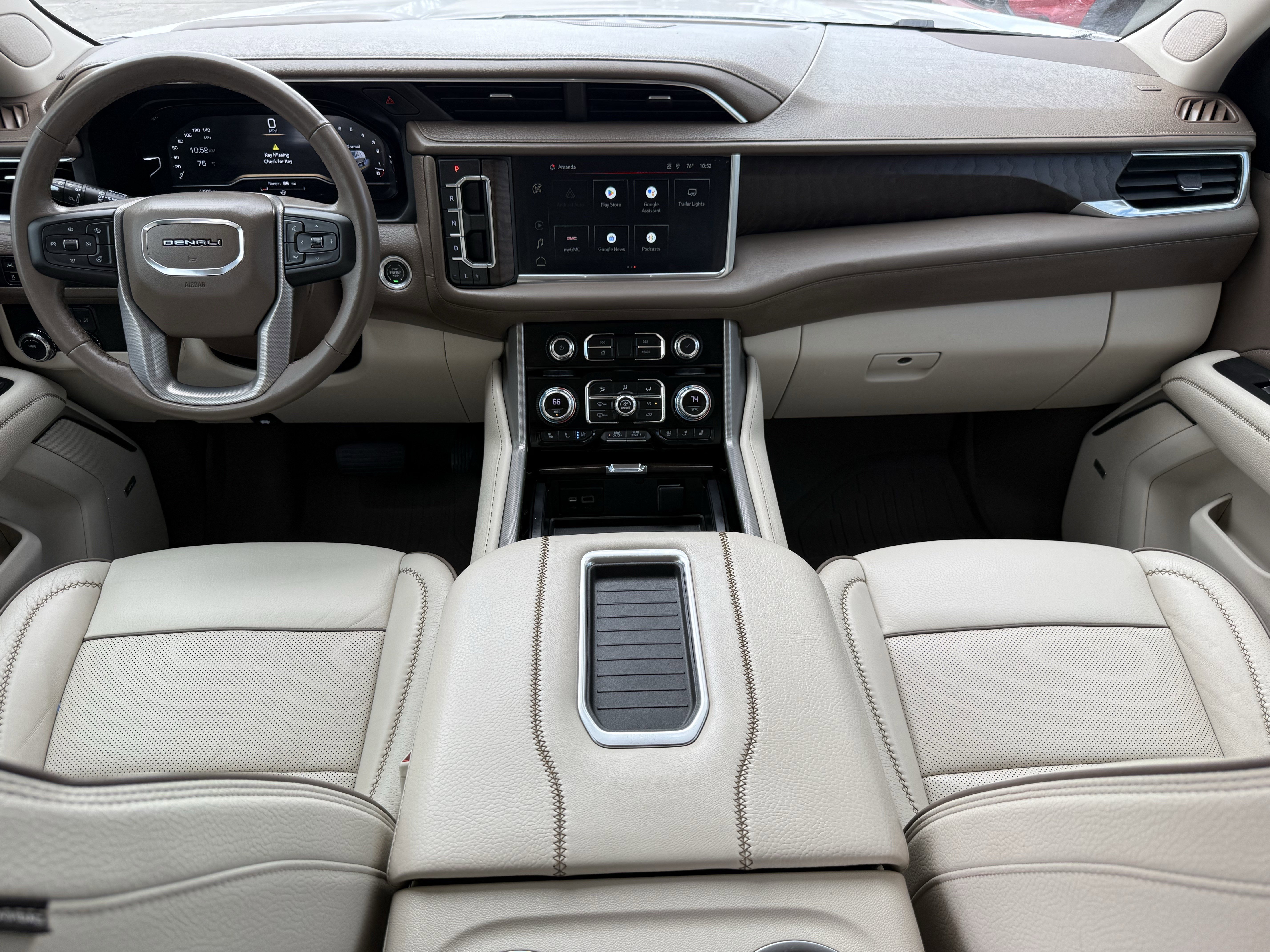 Used 2022 GMC Yukon XL Denali image 13