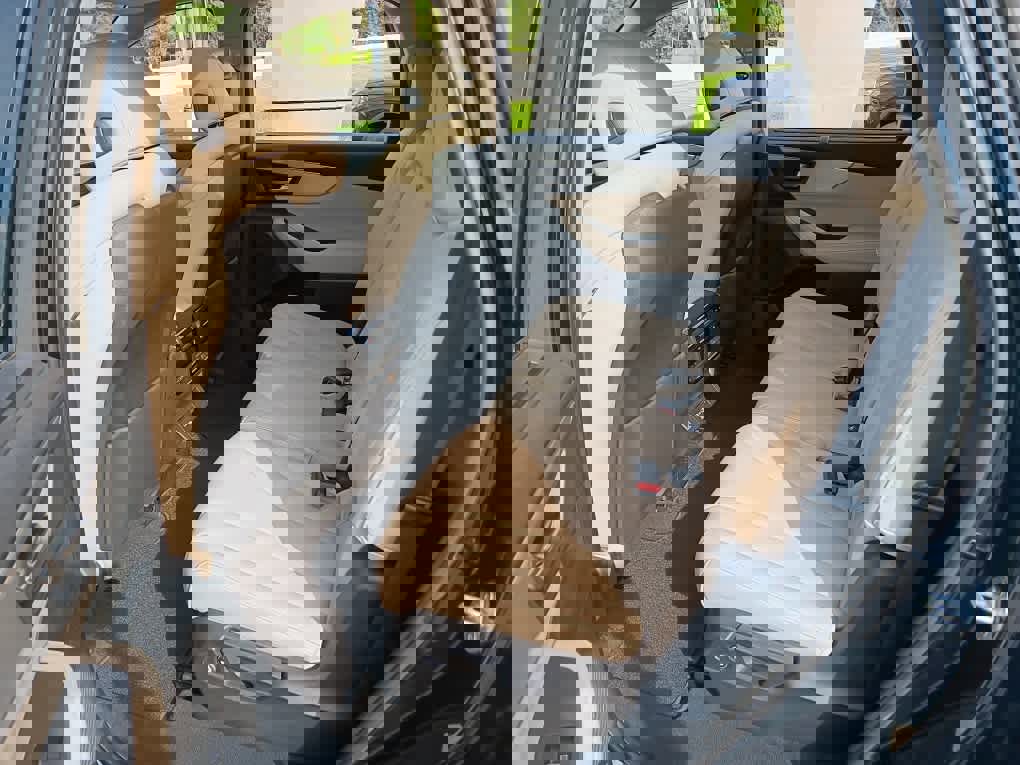 Used 2023 Acura MDX SH-AWD w/ Technology Package image 18