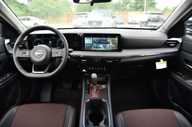 New 2025 Nissan Kicks SR image 8