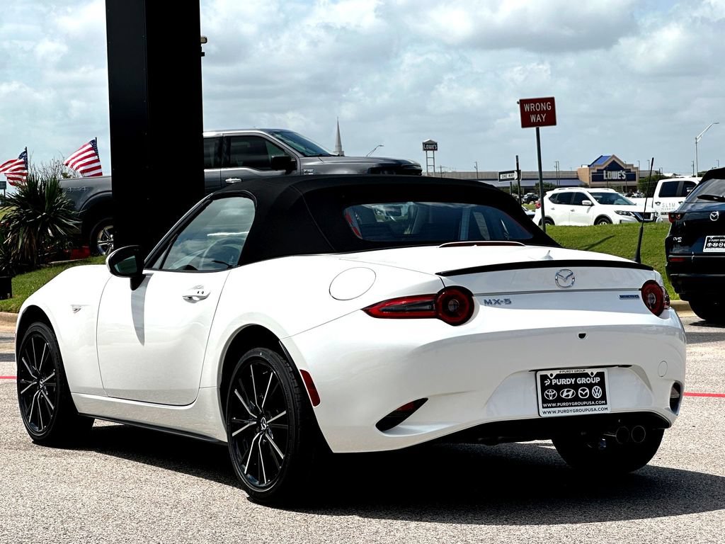 New 2026 MAZDA MX-5 Miata Grand Touring RWD image 5