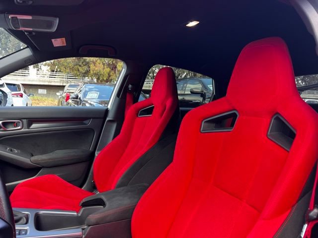 Used 2023 Honda Civic Type R image 6