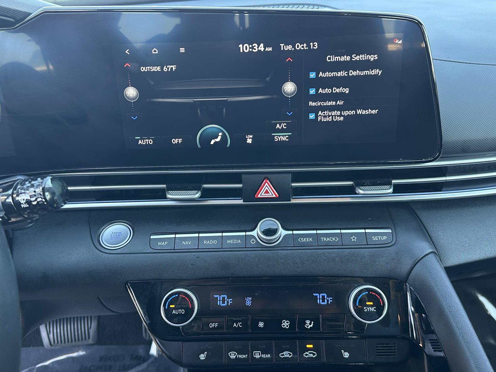 Used 2025 Hyundai Elantra SEL FWD image 14