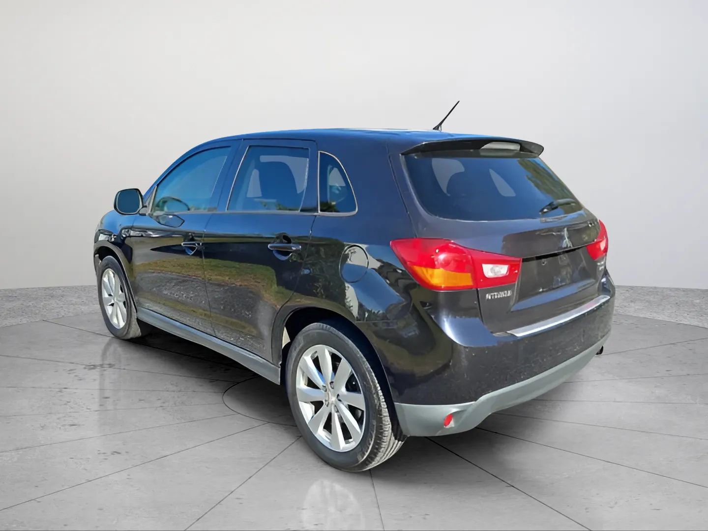 Used 2013 Mitsubishi Outlander Sport ES image 5