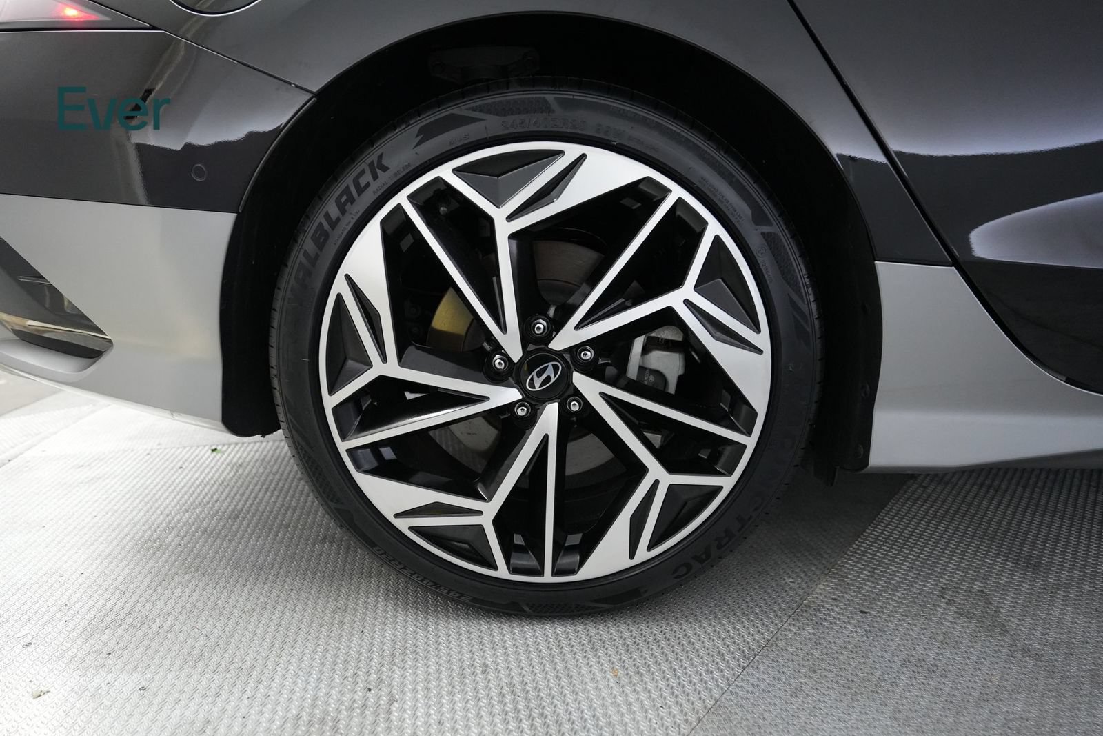 Used 2023 Hyundai Ioniq 6 Limited RWD image 22