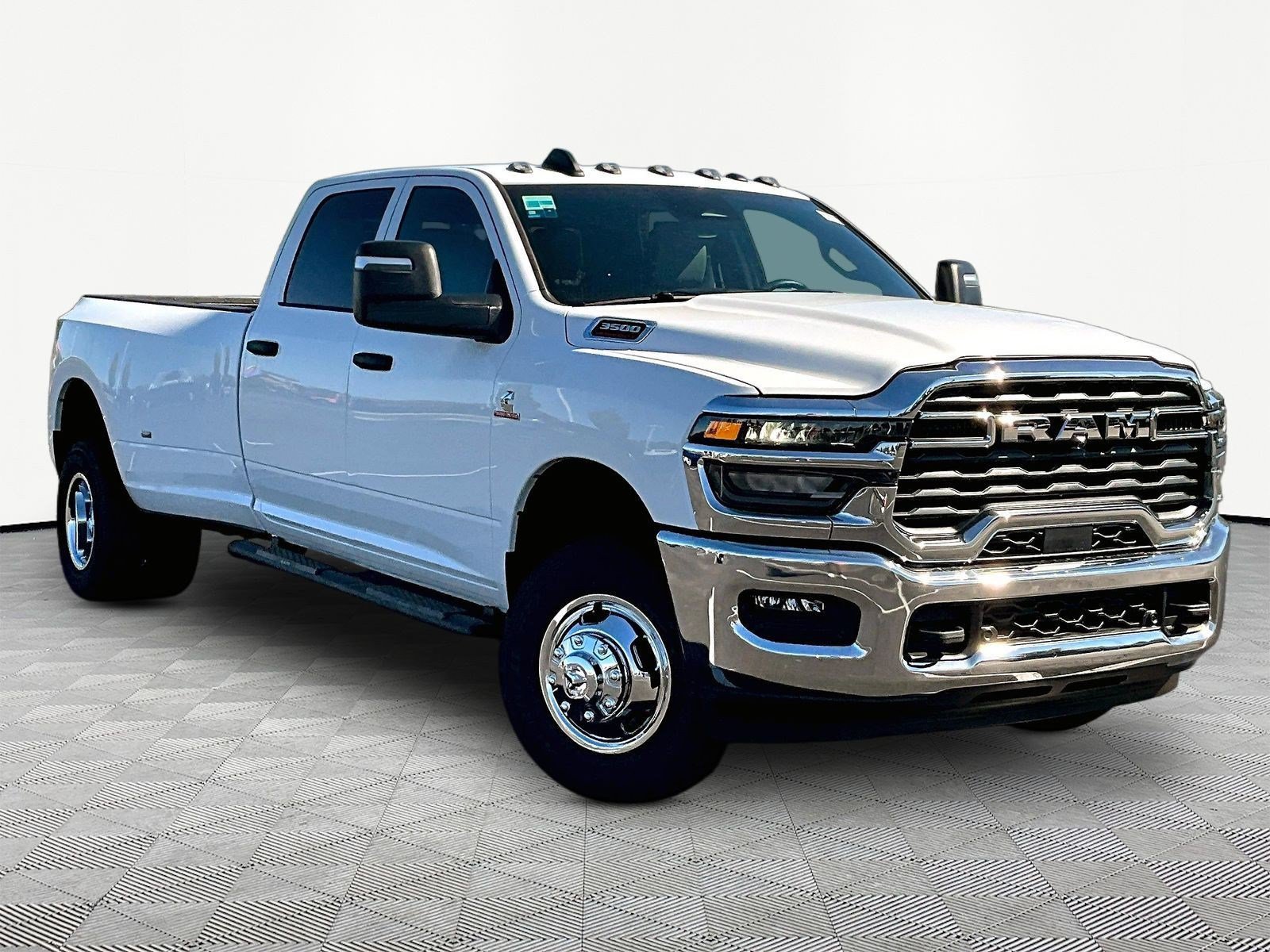New 2027 RAM 3500 Tradesman AWD/4WD image 2