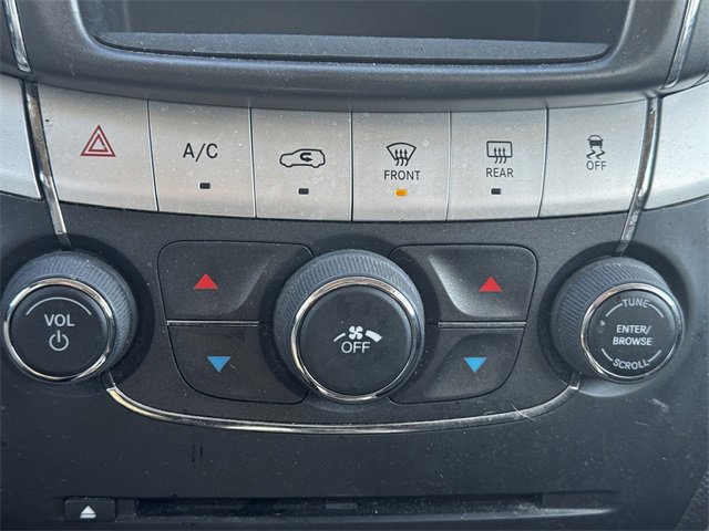 Used 2020 Dodge Journey SE w/ SE Popular Equipment Group image 33