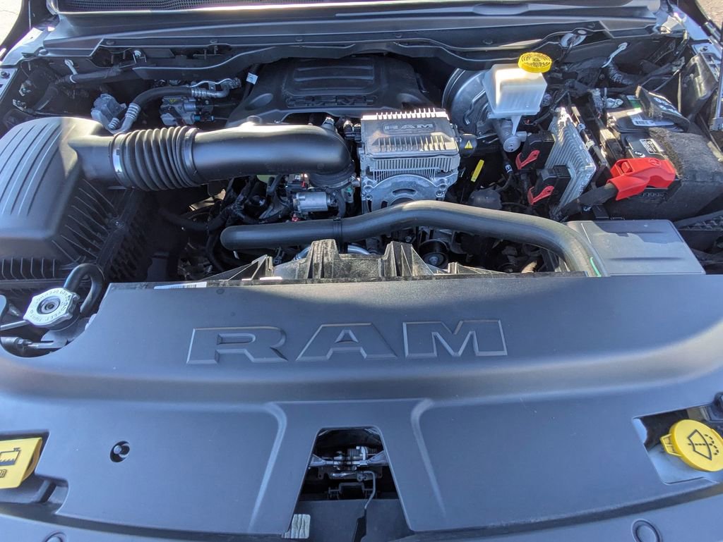 Used 2021 RAM 1500 Limited w/ Body Color Bumper Group image 11