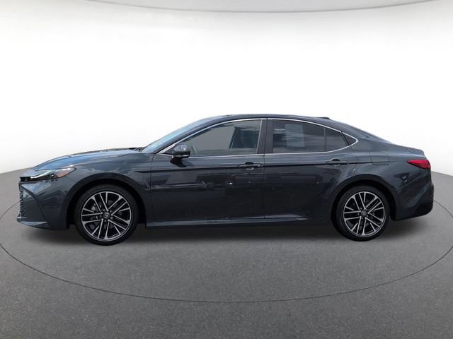 Used 2025 Toyota Camry XLE w/ Premium Plus Package FWD image 3