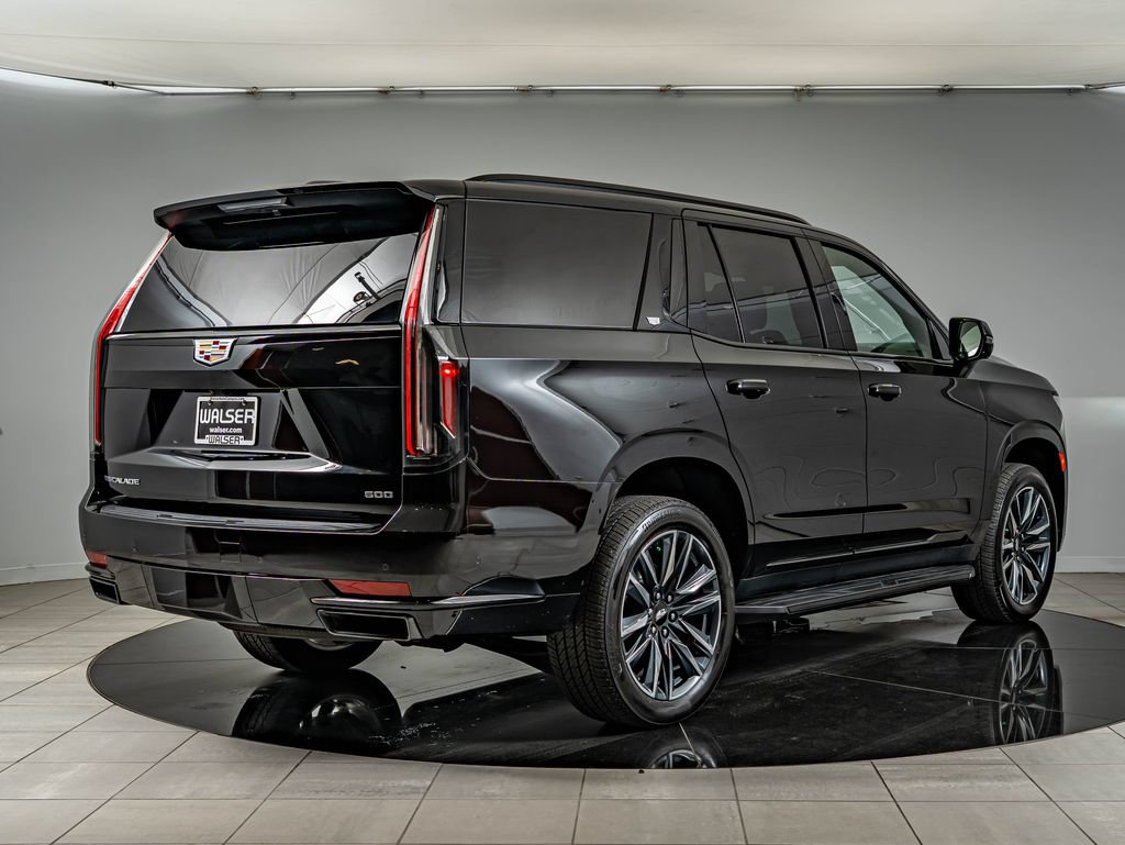 Used 2024 Cadillac Escalade Sport Platinum w/ Heavy-Duty Trailer Package AWD/4WD image 5