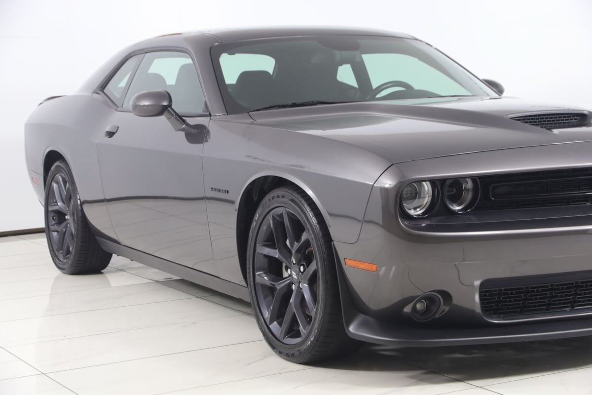 Used 2022 Dodge Challenger R/T w/ Blacktop Package RWD image 40