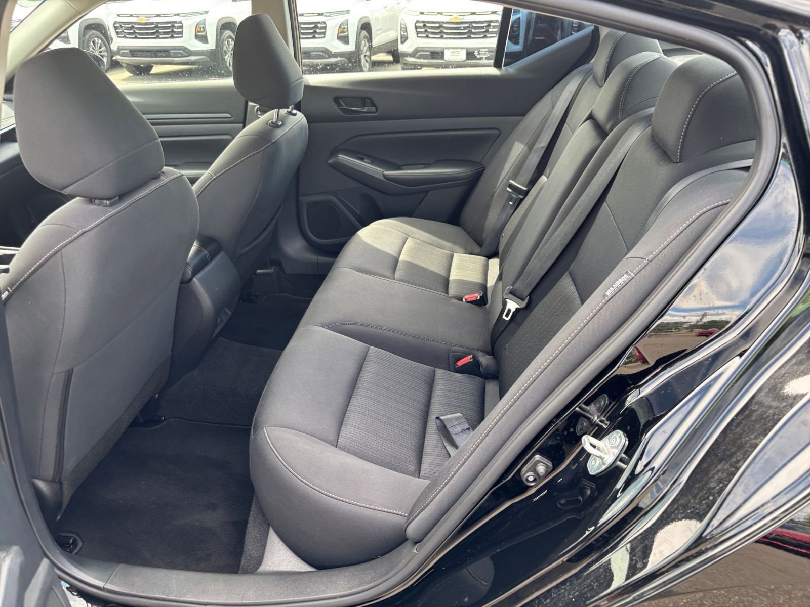 Used 2025 Nissan Altima 2.5 SV FWD image 25