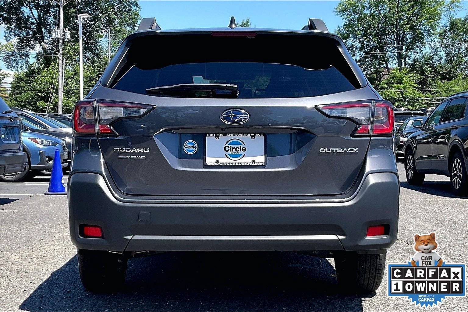 Used 2025 Subaru Outback Premium AWD/4WD image 4
