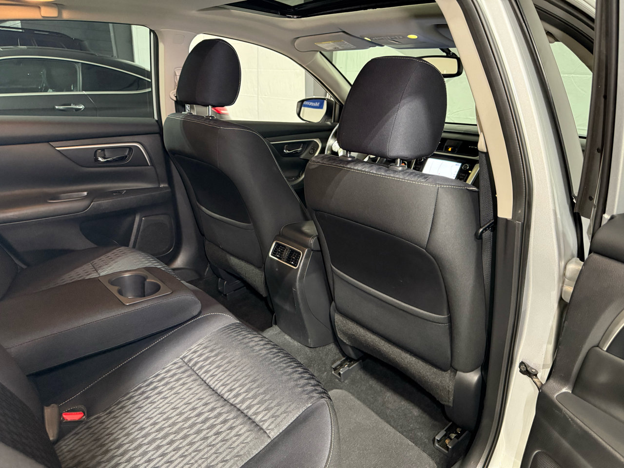 Used 2018 Nissan Altima 2.5 SV w/ 2.5 SV Technology Package image 29