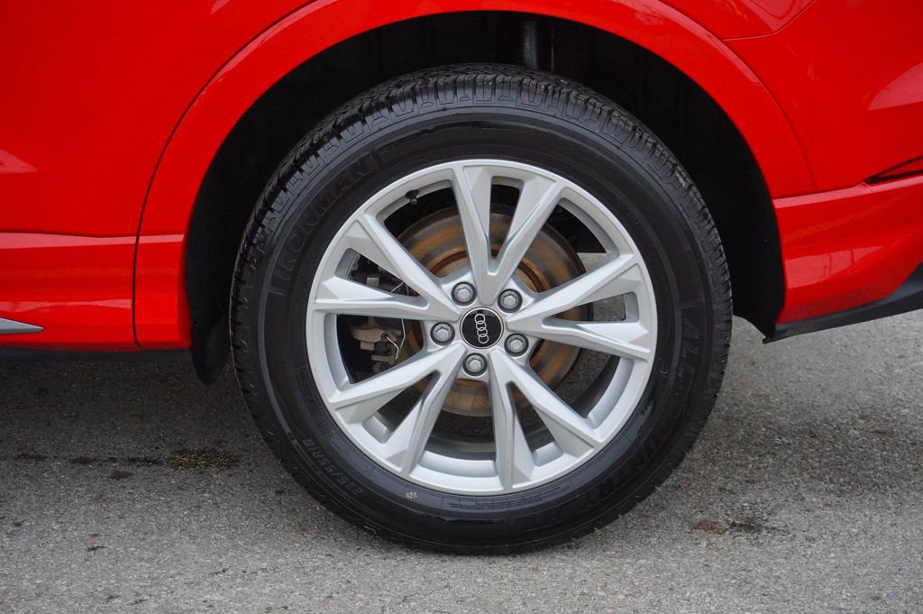 Used 2023 Audi Q3 2.0T Premium image 11