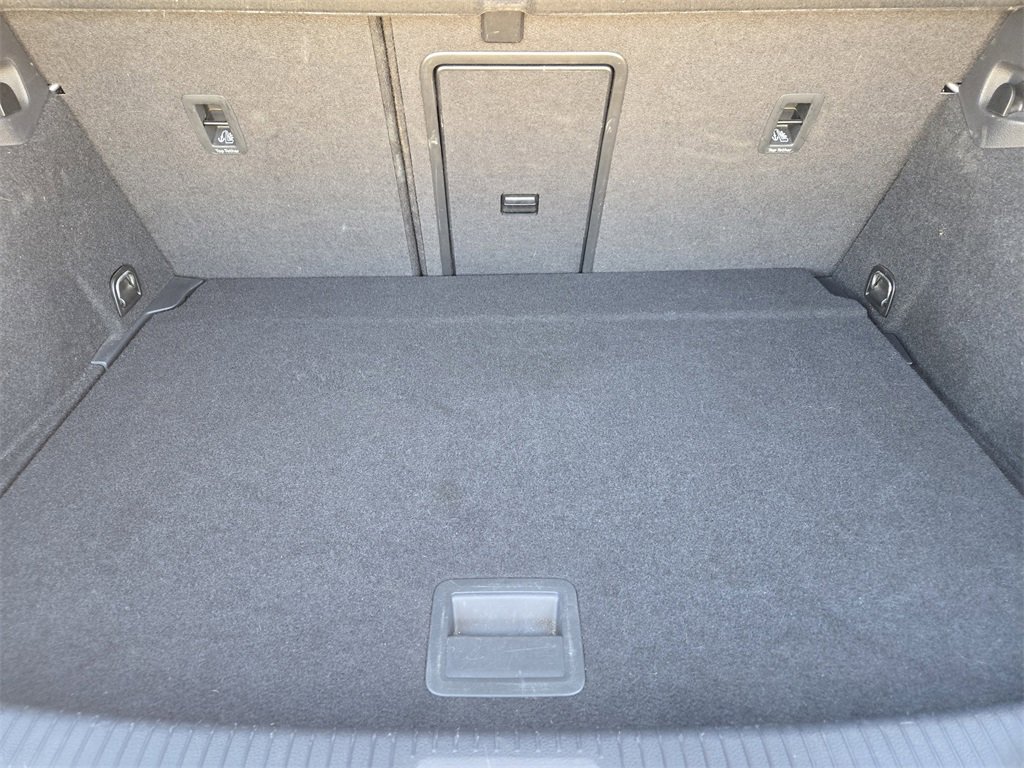 Used 2019 Volkswagen e-Golf SE w/ Driver Assistance Package image 31