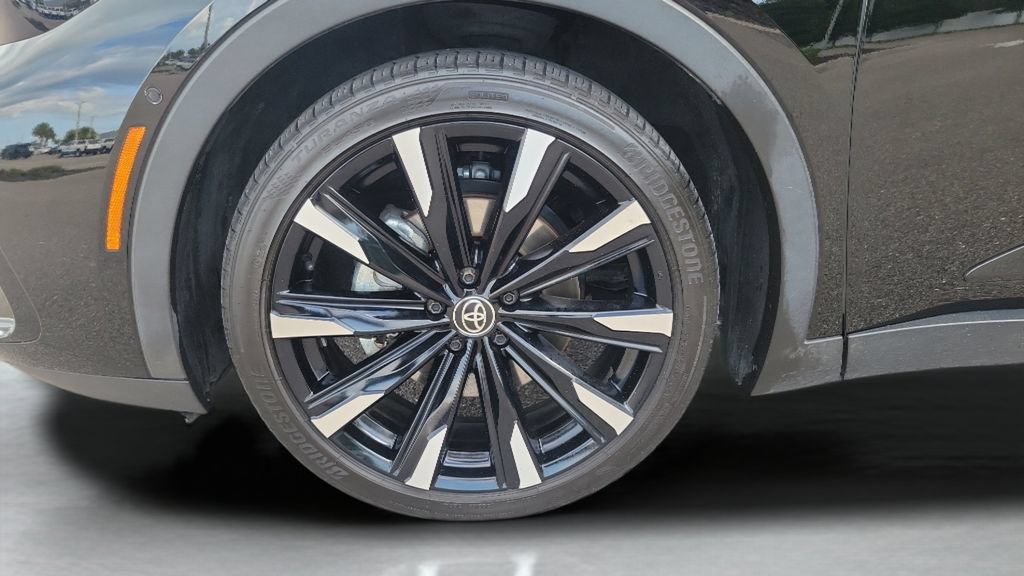 Certified 2023 Toyota Crown Platinum AWD/4WD image 26
