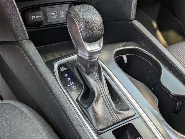 Used 2019 Hyundai Santa Fe SE image 12