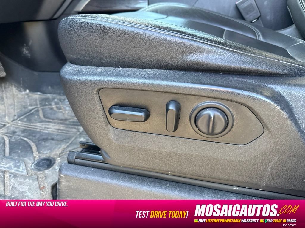 Used 2019 Chevrolet Silverado 1500 LTZ w/ LTZ Plus Package AWD/4WD image 8