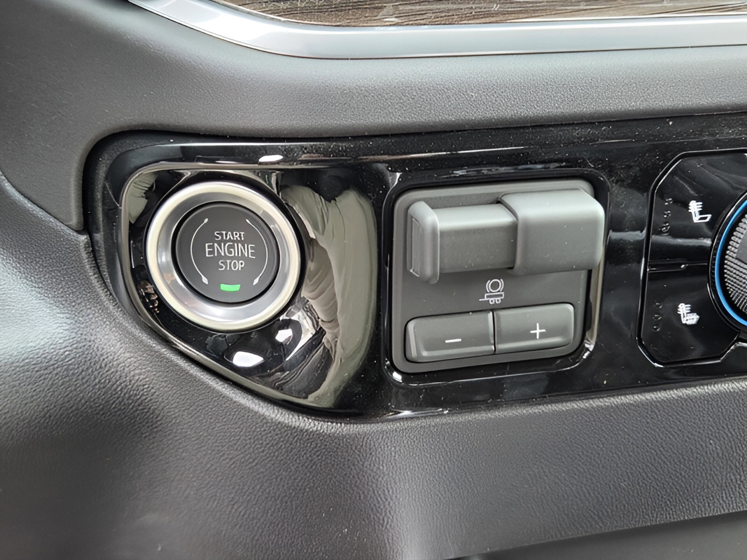 New 2026 Chevrolet Silverado 1500 LT Trail Boss w/ LT Trail Boss Premium Package image 9