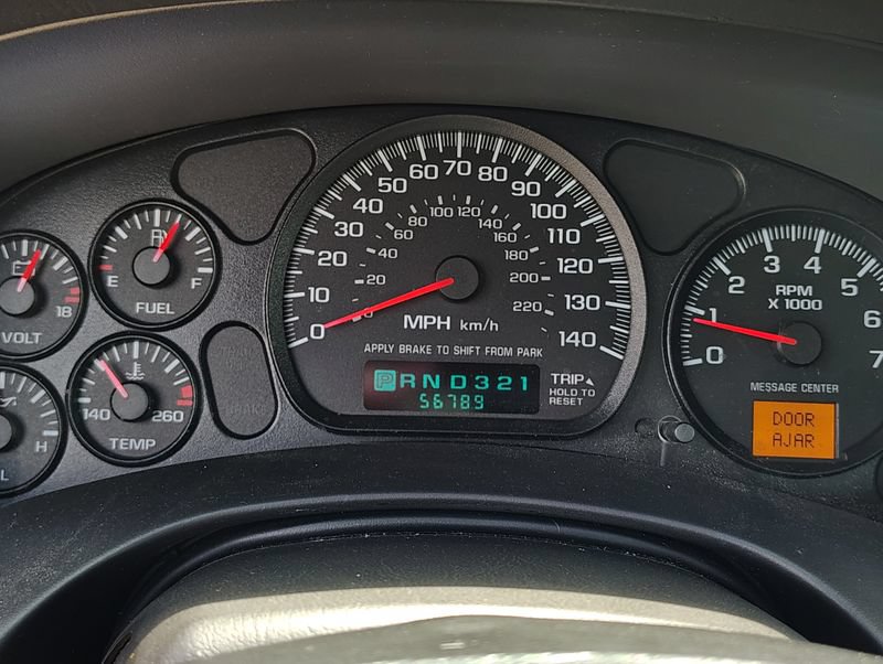 Used 2003 Chevrolet Monte Carlo SS w/ Mirror Group FWD image 14