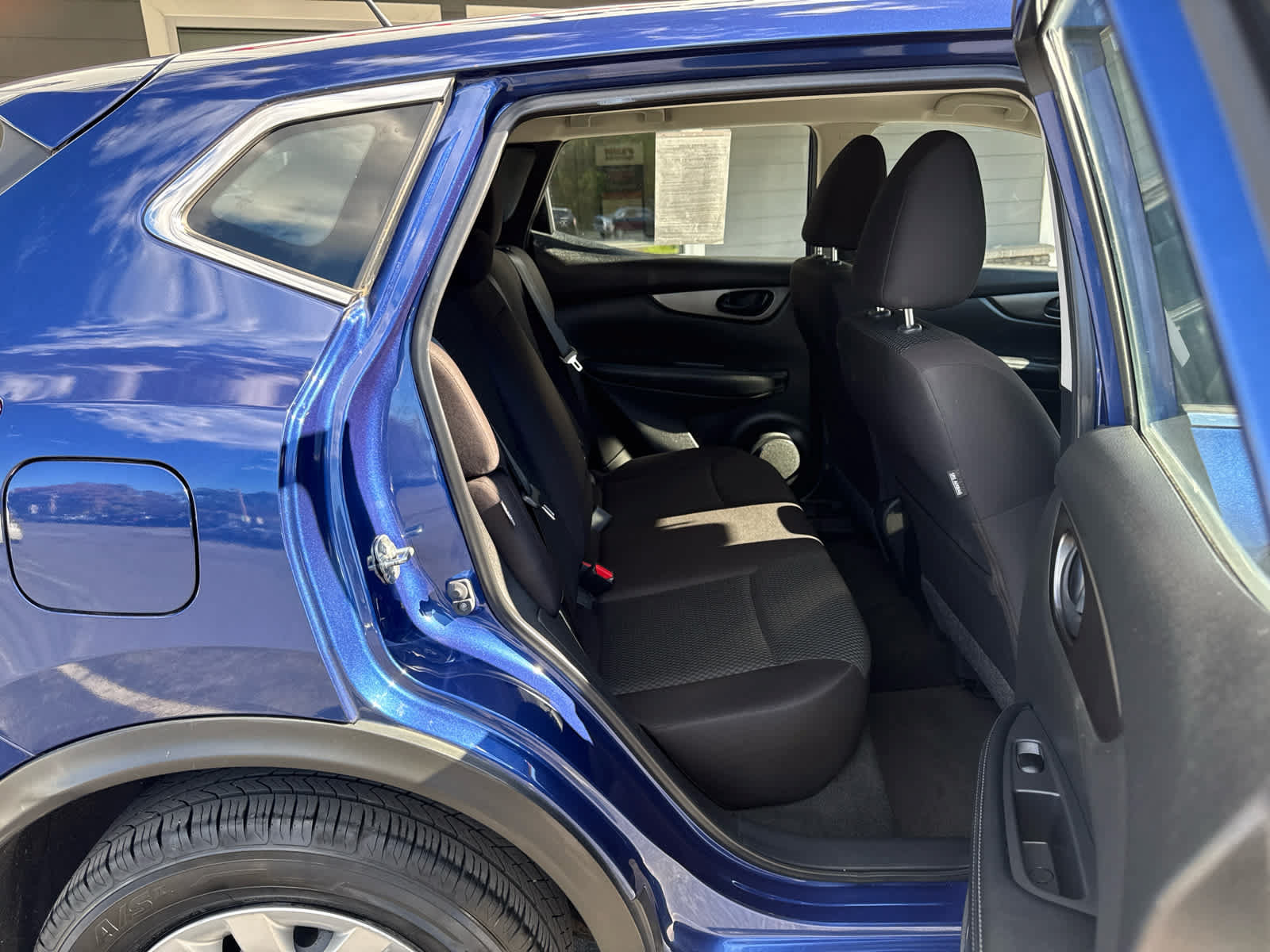 Used 2020 Nissan Rogue Sport S AWD/4WD image 19