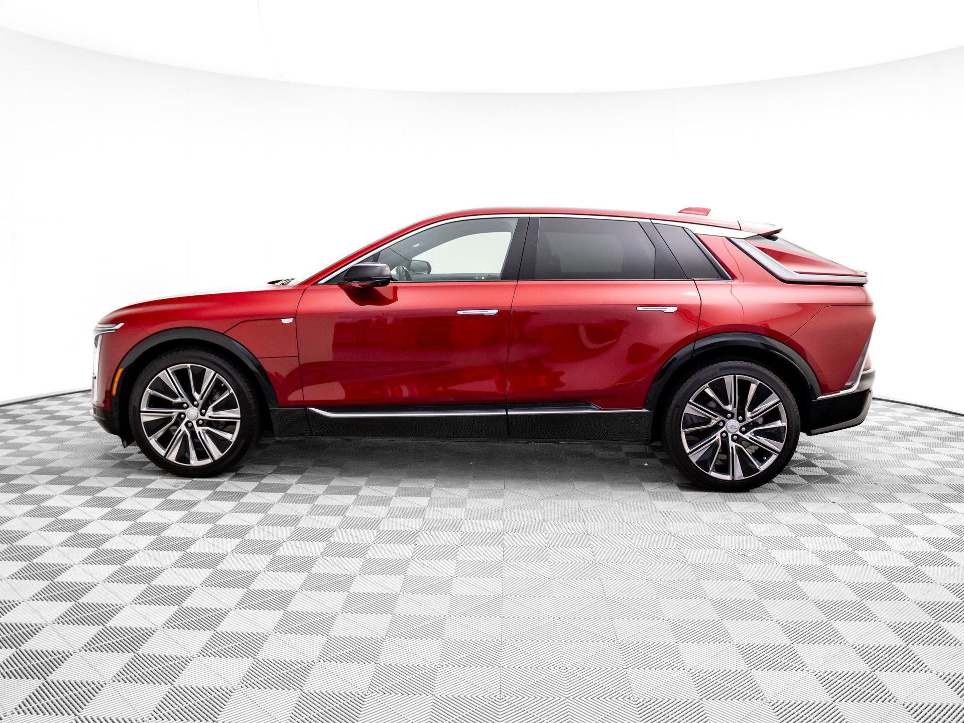 Certified 2024 Cadillac Lyriq Luxury w/ LPO, Floor Liner Package video 2