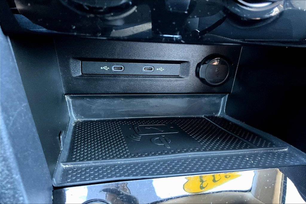 Used 2023 Volkswagen Taos SE image 26